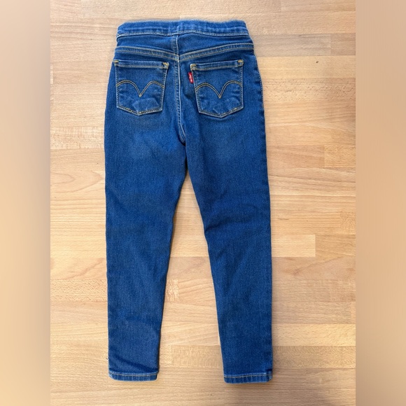 3 FOR $15 - kids Levi’s jeggings jeans 5-6 yrs - Picture 2 of 5